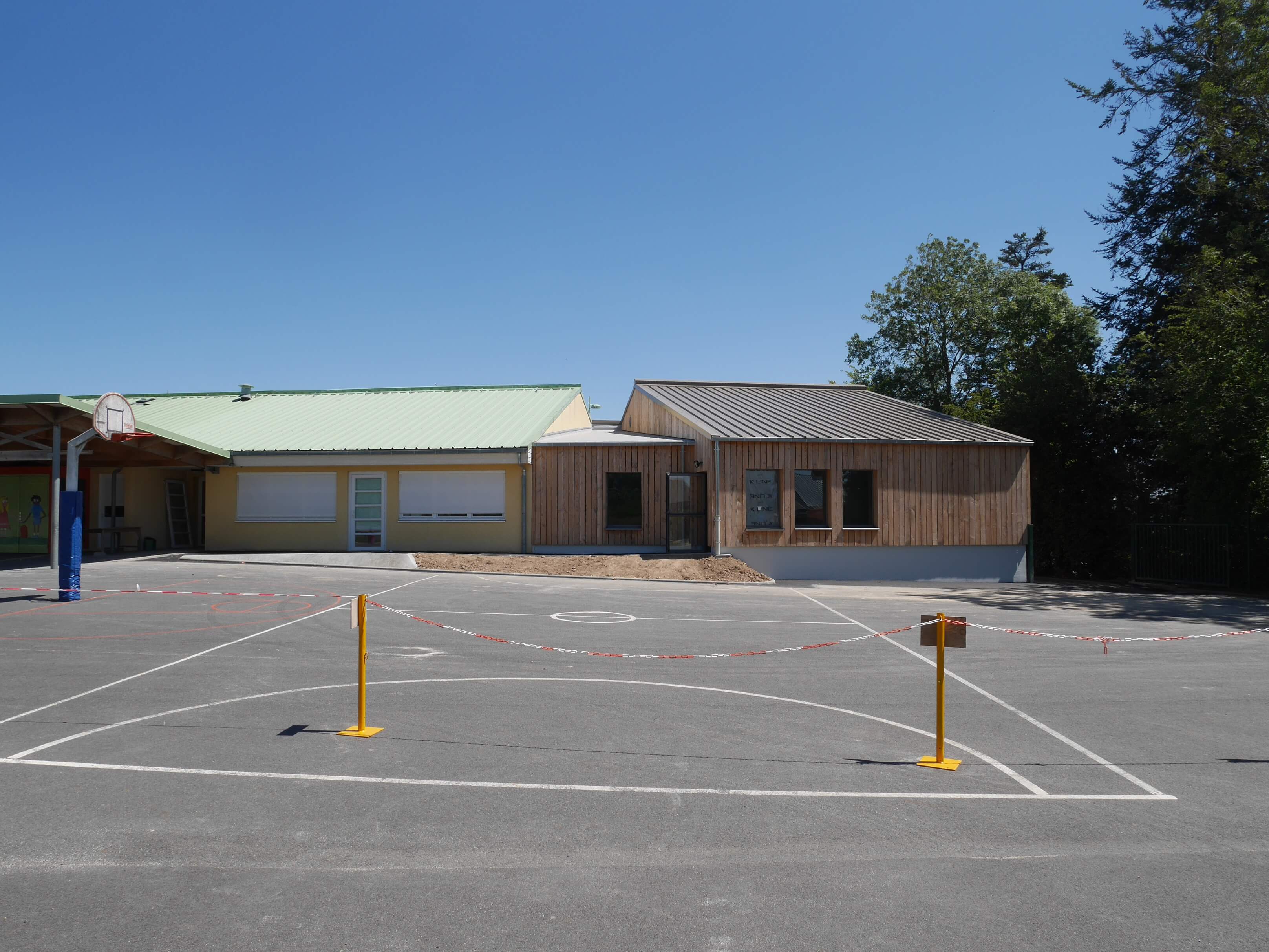 Ecole maternelle à CAMPEAUX